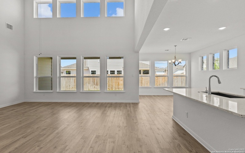 165 Annette Dr, Castroville, TX 78009, 4 Bedrooms Bedrooms, ,3 BathroomsBathrooms,Residential,For Sale,165 Annette Dr,0,1854793