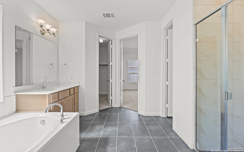 165 Annette Dr, Castroville, TX 78009, 4 Bedrooms Bedrooms, ,3 BathroomsBathrooms,Residential,For Sale,165 Annette Dr,0,1854793