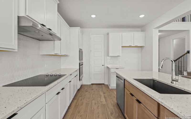 165 Annette Dr, Castroville, TX 78009, 4 Bedrooms Bedrooms, ,3 BathroomsBathrooms,Residential,For Sale,165 Annette Dr,0,1854793