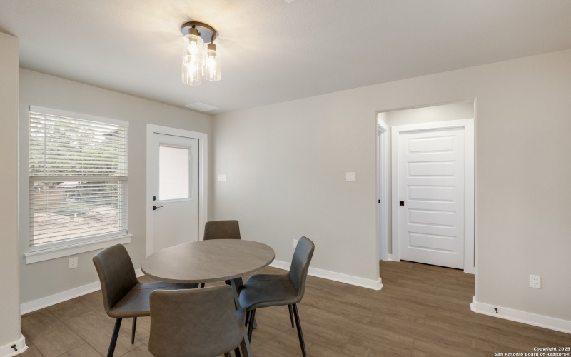 122 Hi View, Lakehills, TX 78063, 3 Bedrooms Bedrooms, ,2 BathroomsBathrooms,Residential,For Sale,122 Hi View,0,1856061