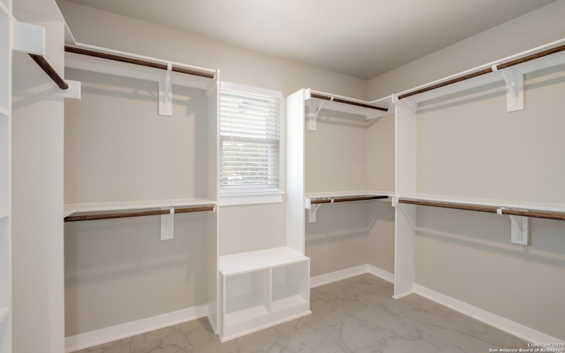 122 Hi View, Lakehills, TX 78063, 3 Bedrooms Bedrooms, ,2 BathroomsBathrooms,Residential,For Sale,122 Hi View,0,1856061