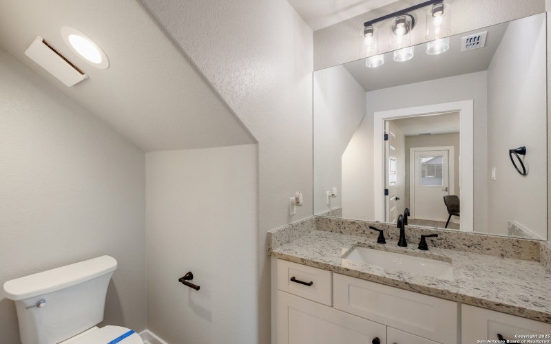 122 Hi View, Lakehills, TX 78063, 3 Bedrooms Bedrooms, ,2 BathroomsBathrooms,Residential,For Sale,122 Hi View,0,1856061