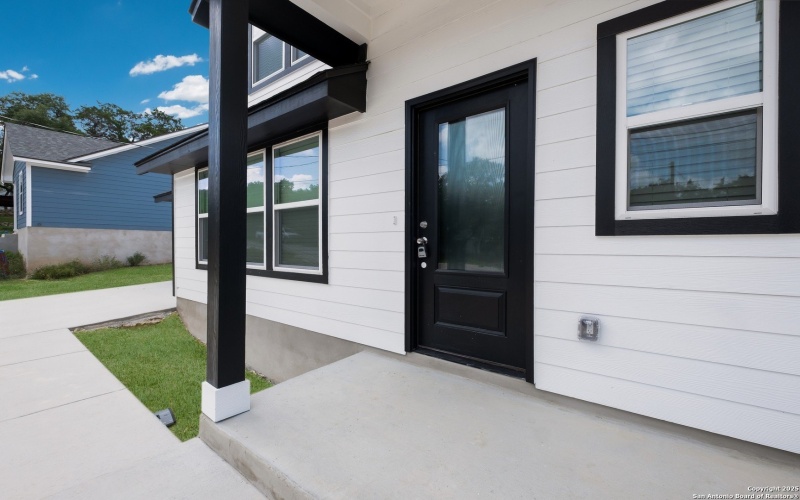 122 Hi View, Lakehills, TX 78063, 3 Bedrooms Bedrooms, ,2 BathroomsBathrooms,Residential,For Sale,122 Hi View,0,1856061