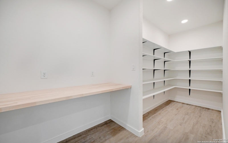 236 Peter Kleid Loop, Blanco, TX 78606, 4 Bedrooms Bedrooms, ,3 BathroomsBathrooms,Residential,For Sale,236 Peter Kleid Loop,0,1861084