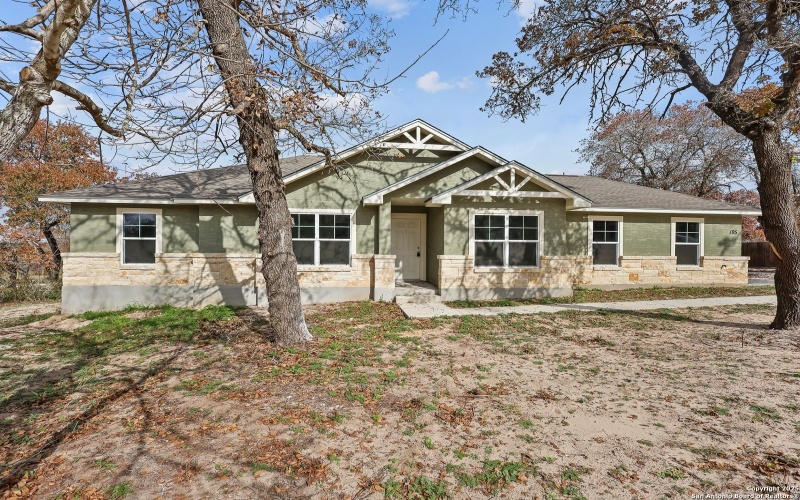 195 Log Cabin, Poteet, TX 78065, 4 Bedrooms Bedrooms, ,2 BathroomsBathrooms,Residential,For Sale,195 Log Cabin,0,1867068