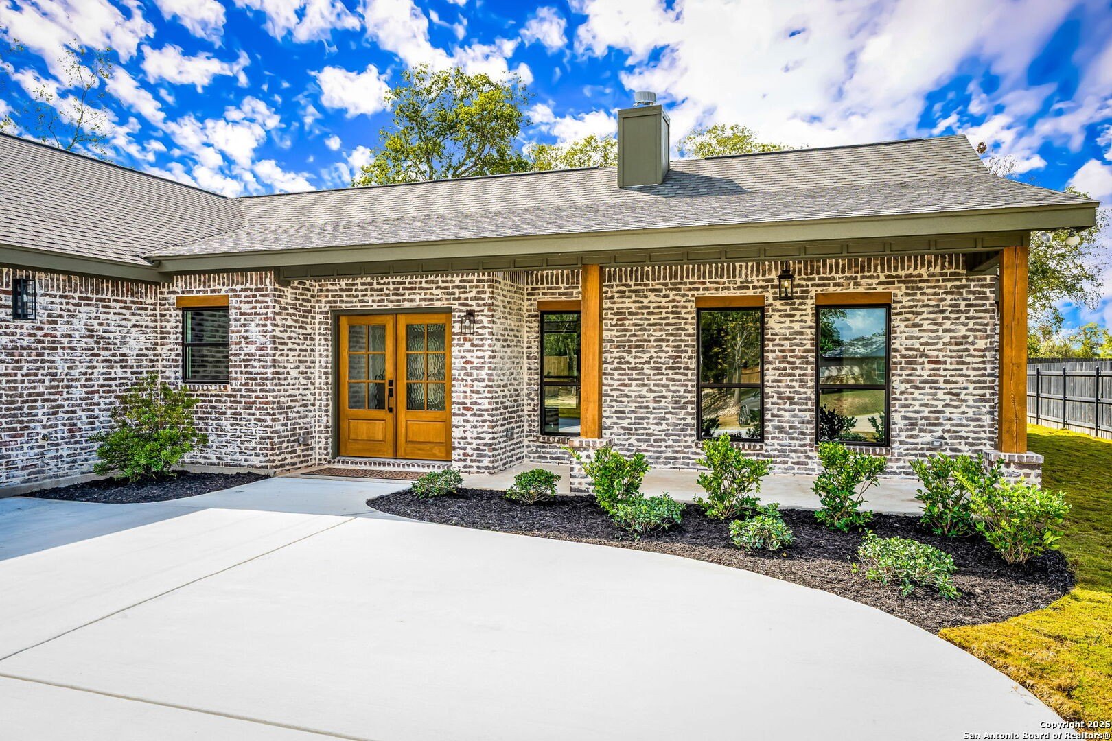 249 Sandpiper Lane, McQueeney, TX 78123, 3 Bedrooms Bedrooms, ,2 BathroomsBathrooms,Residential,For Sale,249 Sandpiper Lane,0,1876210