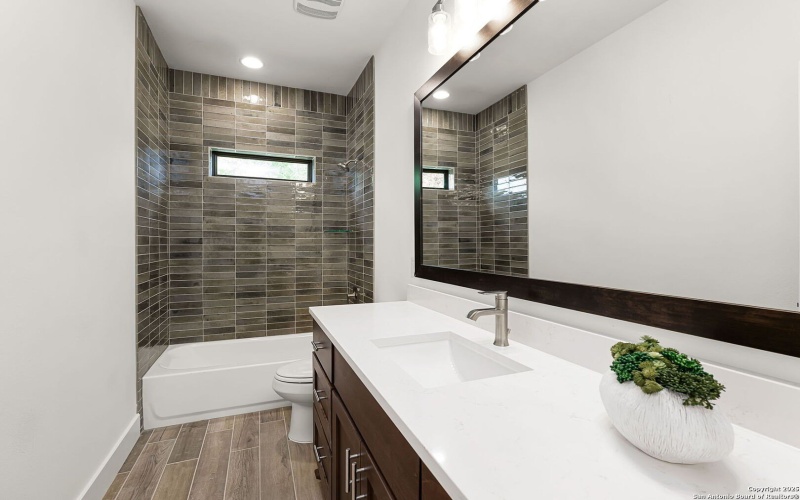 249 Sandpiper Lane, McQueeney, TX 78123, 3 Bedrooms Bedrooms, ,2 BathroomsBathrooms,Residential,For Sale,249 Sandpiper Lane,0,1876210