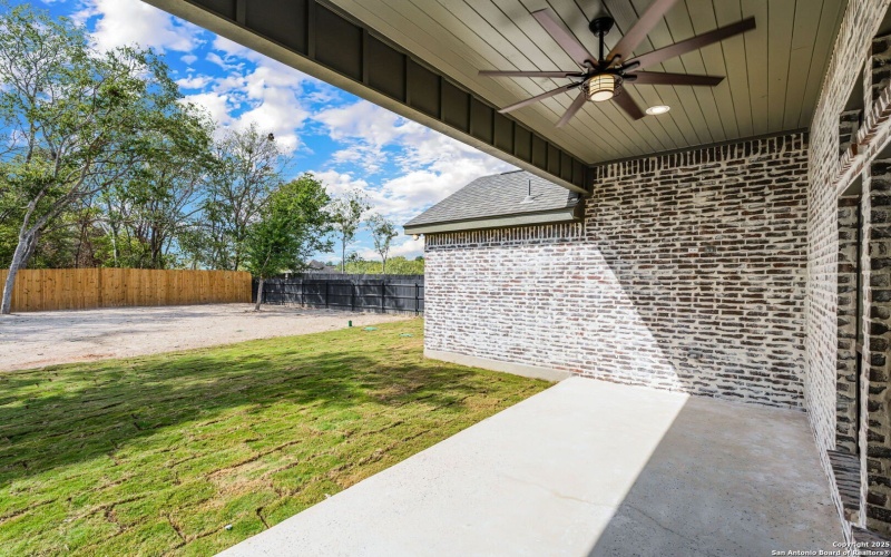 249 Sandpiper Lane, McQueeney, TX 78123, 3 Bedrooms Bedrooms, ,2 BathroomsBathrooms,Residential,For Sale,249 Sandpiper Lane,0,1876210