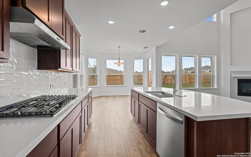 4544 Yoakum Valley, Schertz, TX 78108, 5 Habitaciones Habitaciones , ,5 BañosBaños,Residential,En Venta,4544 Yoakum Valley,0,1878083