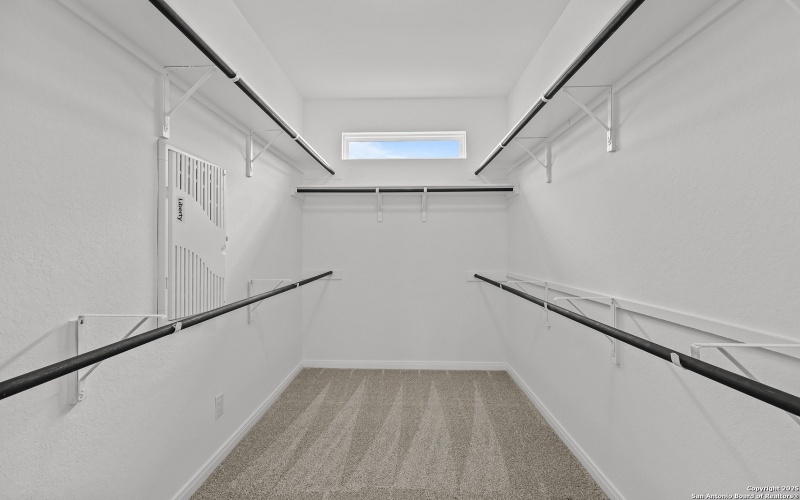 4544 Yoakum Valley, Schertz, TX 78108, 5 Habitaciones Habitaciones , ,5 BañosBaños,Residential,En Venta,4544 Yoakum Valley,0,1878083