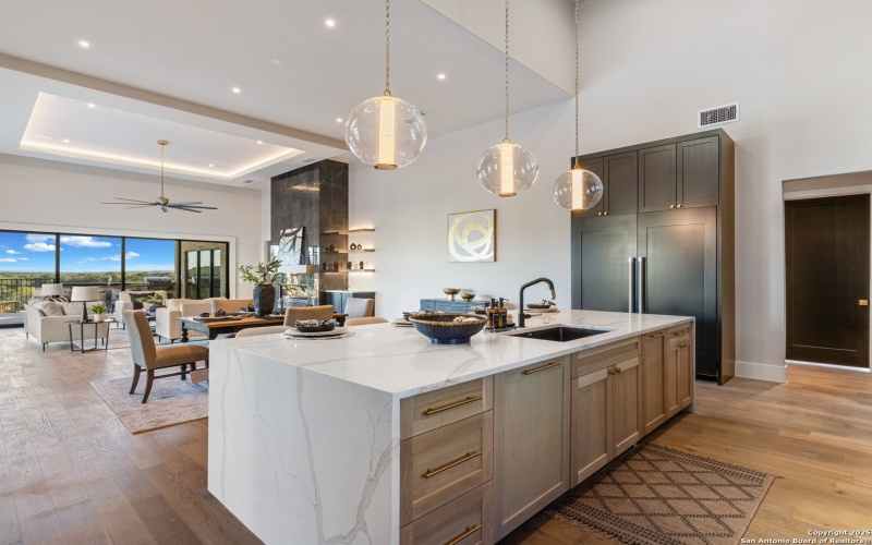 2018 Paradise Pkwy, Canyon Lake, TX 78133, 5 Bedrooms Bedrooms, ,6 BathroomsBathrooms,Residential,For Sale,2018 Paradise Pkwy,0,1887653