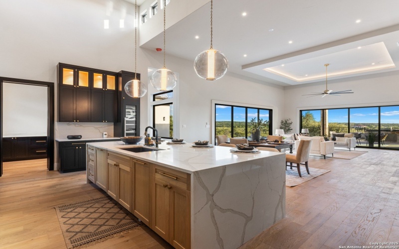 2018 Paradise Pkwy, Canyon Lake, TX 78133, 5 Bedrooms Bedrooms, ,6 BathroomsBathrooms,Residential,For Sale,2018 Paradise Pkwy,0,1887653