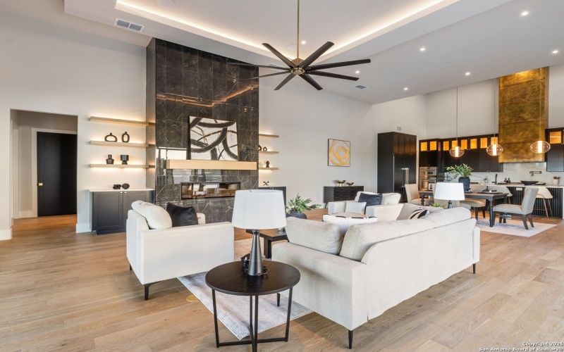 2018 Paradise Pkwy, Canyon Lake, TX 78133, 5 Bedrooms Bedrooms, ,6 BathroomsBathrooms,Residential,For Sale,2018 Paradise Pkwy,0,1887653