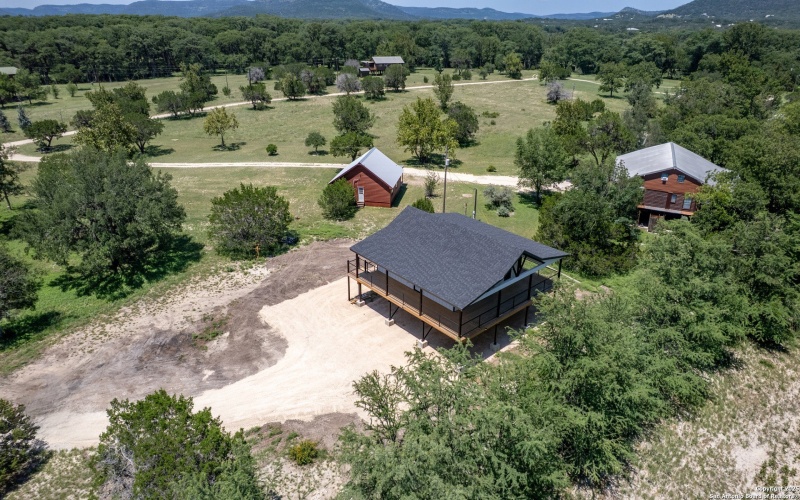 132 Sherman Lane, Leakey, TX 78873, 3 Bedrooms Bedrooms, ,3 BathroomsBathrooms,Residential,For Sale,132 Sherman Lane,0,1887675