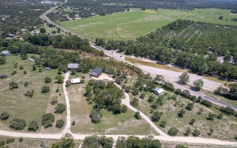 132 Sherman Lane, Leakey, TX 78873, 3 Bedrooms Bedrooms, ,3 BathroomsBathrooms,Residential,For Sale,132 Sherman Lane,0,1887675