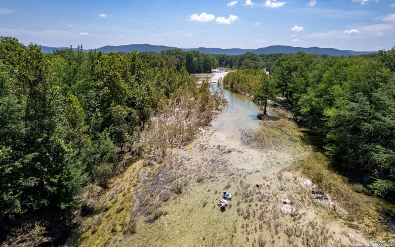 132 Sherman Lane, Leakey, TX 78873, 3 Bedrooms Bedrooms, ,3 BathroomsBathrooms,Residential,For Sale,132 Sherman Lane,0,1887675