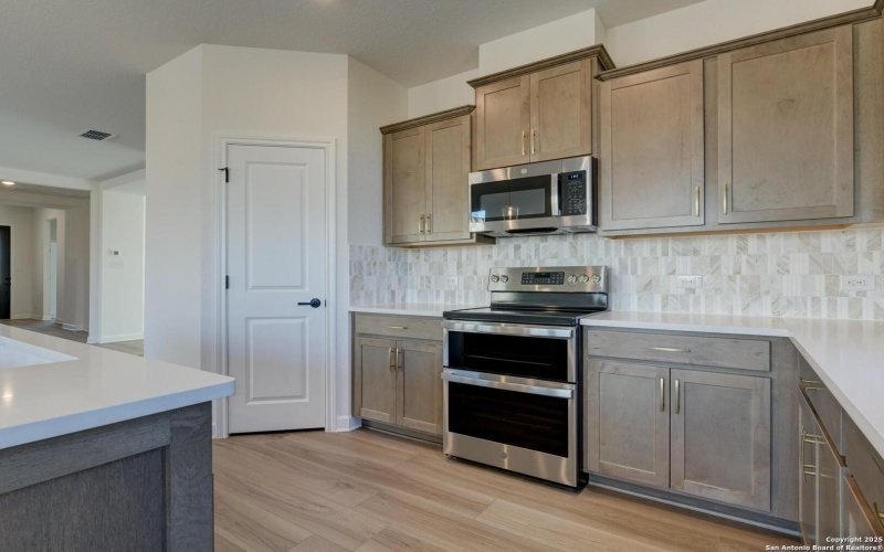 171 Heidi Hill, Castroville, TX 78009, 3 Bedrooms Bedrooms, ,3 BathroomsBathrooms,Residential,For Sale,171 Heidi Hill,0,1906516