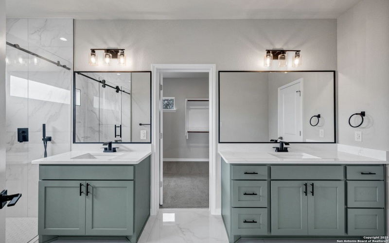 23048 Hilltop Peaks, Elmendorf, TX 78112, 4 Bedrooms Bedrooms, ,3 BathroomsBathrooms,Residential,For Sale,23048 Hilltop Peaks,0,1907683