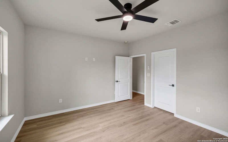 23048 Hilltop Peaks, Elmendorf, TX 78112, 4 Bedrooms Bedrooms, ,3 BathroomsBathrooms,Residential,For Sale,23048 Hilltop Peaks,0,1907683