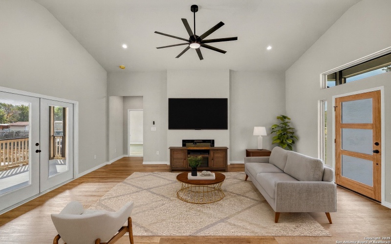 23048 Hilltop Peaks, Elmendorf, TX 78112, 4 Bedrooms Bedrooms, ,3 BathroomsBathrooms,Residential,For Sale,23048 Hilltop Peaks,0,1907683