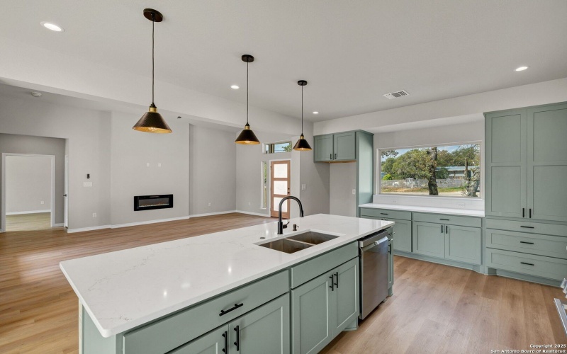 23048 Hilltop Peaks, Elmendorf, TX 78112, 4 Bedrooms Bedrooms, ,3 BathroomsBathrooms,Residential,For Sale,23048 Hilltop Peaks,0,1907683