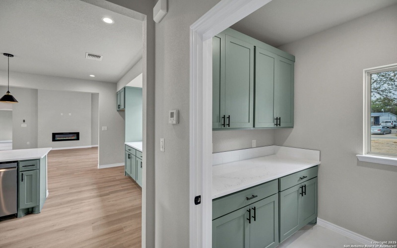 23048 Hilltop Peaks, Elmendorf, TX 78112, 4 Bedrooms Bedrooms, ,3 BathroomsBathrooms,Residential,For Sale,23048 Hilltop Peaks,0,1907683