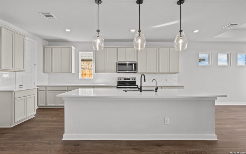 123 Heidi Hill, Castroville, TX 78009, 4 Bedrooms Bedrooms, ,3 BathroomsBathrooms,Residential,For Sale,123 Heidi Hill,0,1909620