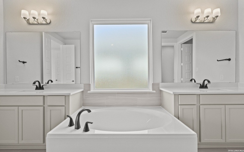 123 Heidi Hill, Castroville, TX 78009, 4 Bedrooms Bedrooms, ,3 BathroomsBathrooms,Residential,For Sale,123 Heidi Hill,0,1909620