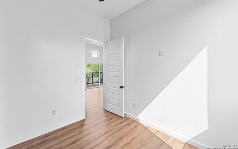 108 Vine St #103, San Antonio, TX 78210, 2 Bedrooms Bedrooms, ,2 BathroomsBathrooms,Residential,For Sale,108 Vine St #103,0,1912205