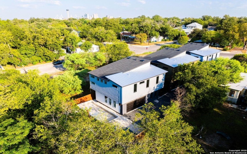 108 Vine St #103, San Antonio, TX 78210, 2 Bedrooms Bedrooms, ,2 BathroomsBathrooms,Residential,For Sale,108 Vine St #103,0,1912205