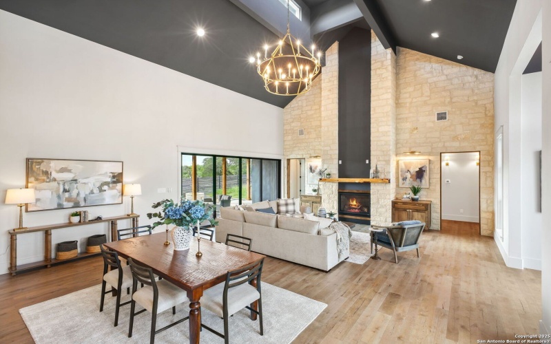 343 Janice, Castroville, TX 78009, 4 Bedrooms Bedrooms, ,5 BathroomsBathrooms,Residential,For Sale,343 Janice,0,1912285