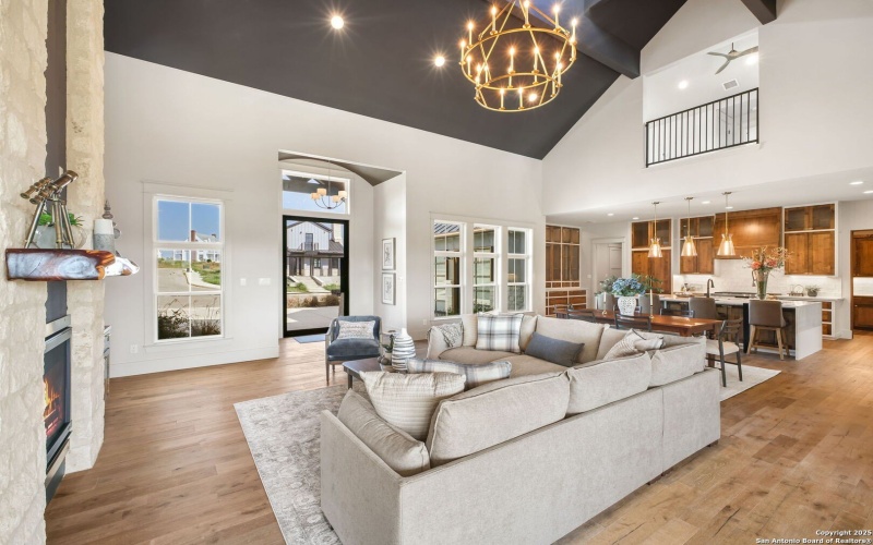 343 Janice, Castroville, TX 78009, 4 Bedrooms Bedrooms, ,5 BathroomsBathrooms,Residential,For Sale,343 Janice,0,1912285