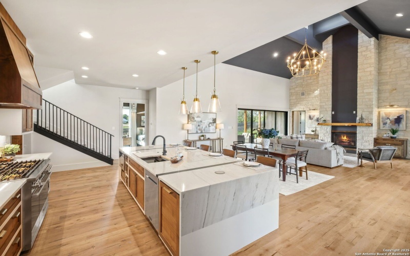 343 Janice, Castroville, TX 78009, 4 Bedrooms Bedrooms, ,5 BathroomsBathrooms,Residential,For Sale,343 Janice,0,1912285