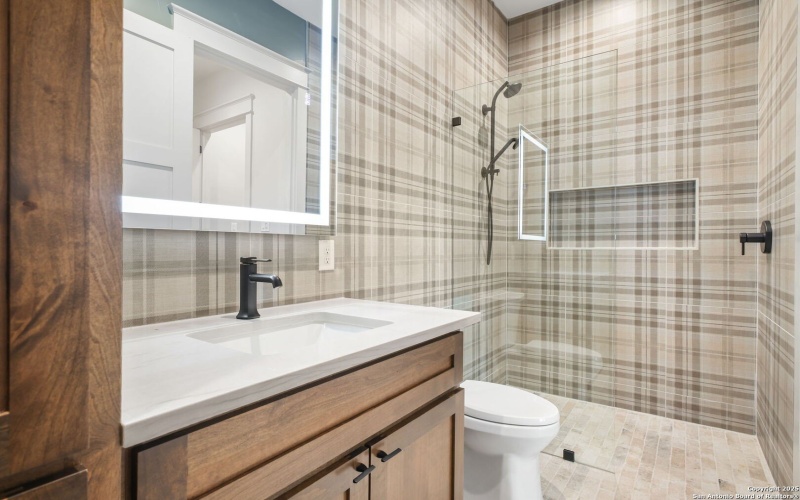 343 Janice, Castroville, TX 78009, 4 Bedrooms Bedrooms, ,5 BathroomsBathrooms,Residential,For Sale,343 Janice,0,1912285