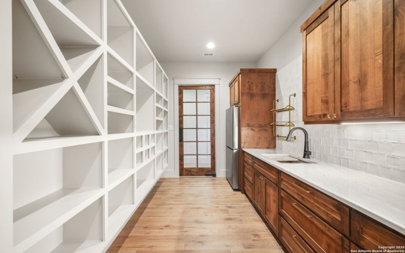 343 Janice, Castroville, TX 78009, 4 Bedrooms Bedrooms, ,5 BathroomsBathrooms,Residential,For Sale,343 Janice,0,1912285