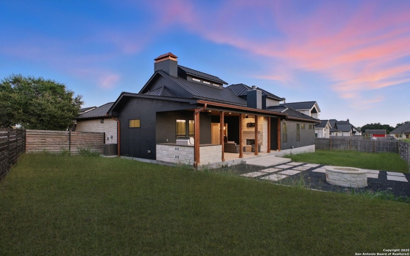 343 Janice, Castroville, TX 78009, 4 Bedrooms Bedrooms, ,5 BathroomsBathrooms,Residential,For Sale,343 Janice,0,1912285