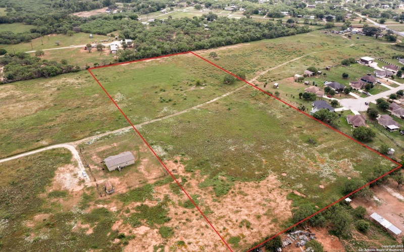 Borregas, Elmendorf, TX 78112, 4 Bedrooms Bedrooms, ,2 BathroomsBathrooms,Residential,For Sale,Borregas,0,1913479