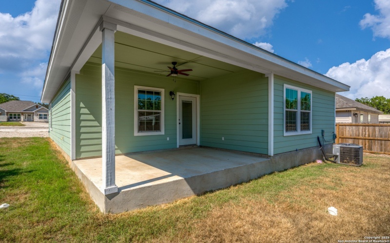 1734 Blueridge Dr, Canyon Lake, TX 78133, 3 Bedrooms Bedrooms, ,2 BathroomsBathrooms,Residential,For Sale,1734 Blueridge Dr,0,1914075