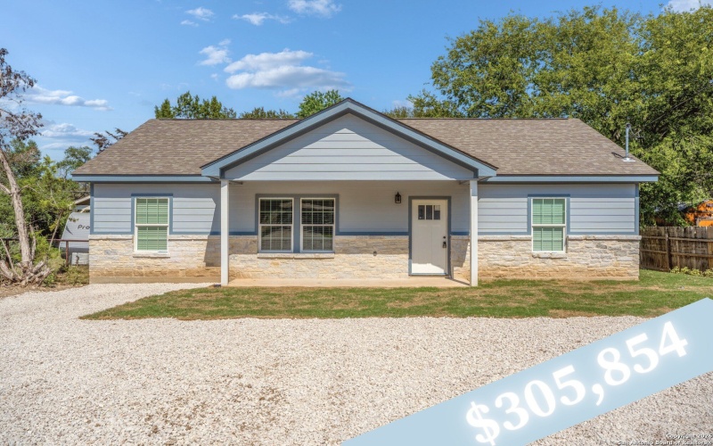 1080 Greenhill Dr, Canyon Lake, TX 78133, 3 Bedrooms Bedrooms, ,2 BathroomsBathrooms,Residential,For Sale,1080 Greenhill Dr,0,1914095