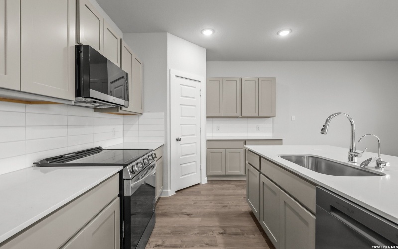 10735 Fairchild Way, San Antonio, TX 78109, 4 Habitaciones Habitaciones , ,2 BañosBaños,Residential,En Venta,10735 Fairchild Way,0,1914285