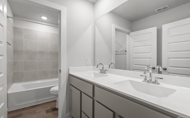 10735 Fairchild Way, San Antonio, TX 78109, 4 Habitaciones Habitaciones , ,2 BañosBaños,Residential,En Venta,10735 Fairchild Way,0,1914285