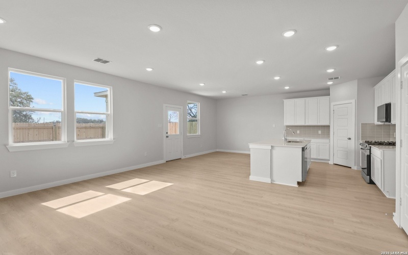 6539 Bufflehead Bend, Leon Valley, TX 78240, 4 Bedrooms Bedrooms, ,2 BathroomsBathrooms,Residential,For Sale,6539 Bufflehead Bend,0,1914551