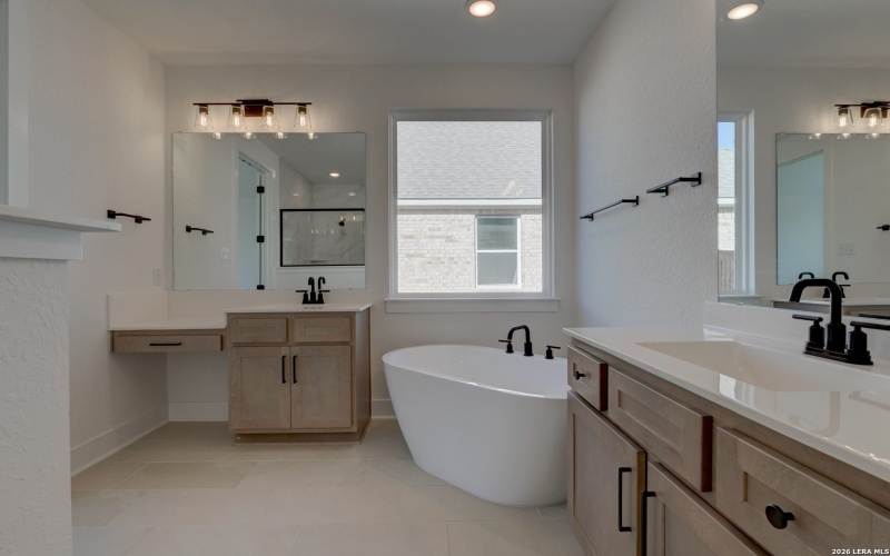 139 Annette Drive, Castroville, TX 78009, 4 Bedrooms Bedrooms, ,3 BathroomsBathrooms,Residential,For Sale,139 Annette Drive,0,1915291