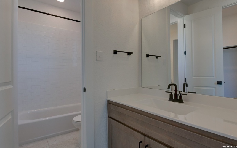 139 Annette Drive, Castroville, TX 78009, 4 Bedrooms Bedrooms, ,3 BathroomsBathrooms,Residential,For Sale,139 Annette Drive,0,1915291