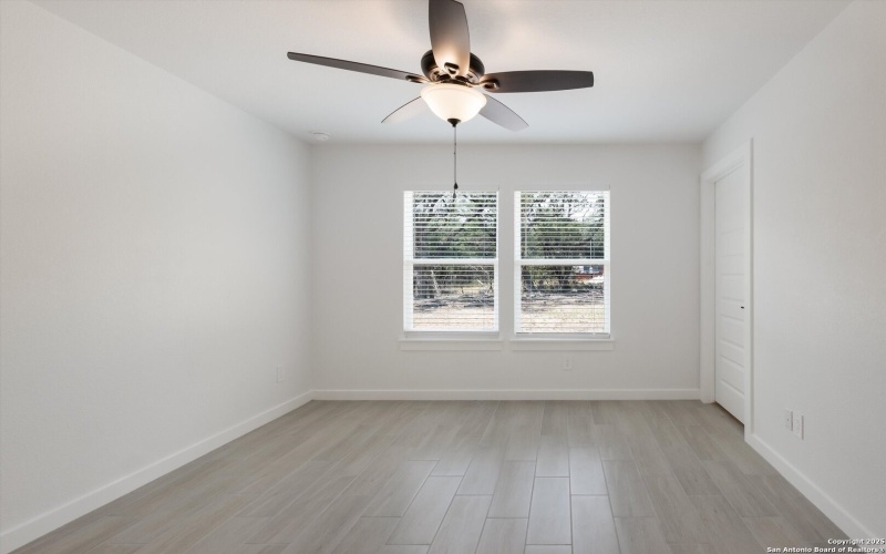 432 Canyon Lake Dr, Bandera, TX 78003, 2 Habitaciones Habitaciones , ,2 BañosBaños,Residential,En Venta,432 Canyon Lake Dr,0,1915387