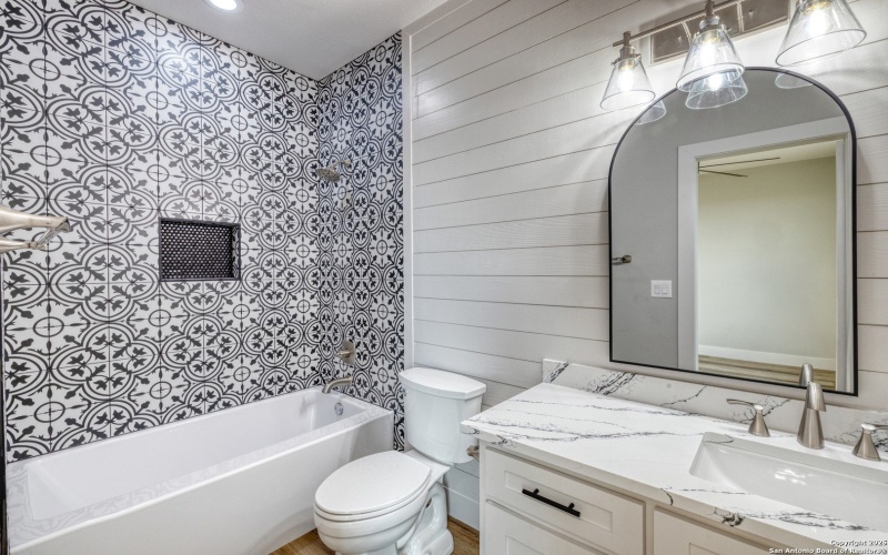 58 Greystone Hills Circle, Uvalde, TX 78801, 4 Bedrooms Bedrooms, ,3 BathroomsBathrooms,Residential,For Sale,58 Greystone Hills Circle,0,1915566