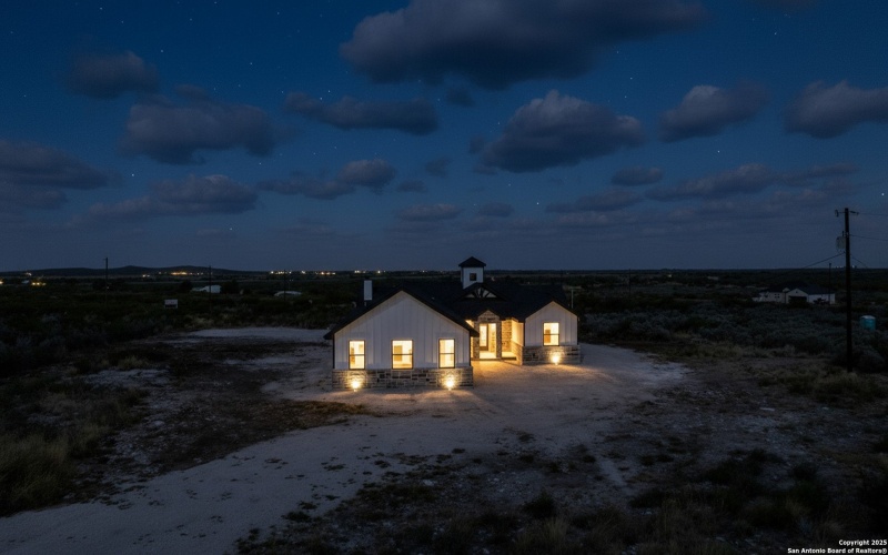 58 Greystone Hills Circle, Uvalde, TX 78801, 4 Bedrooms Bedrooms, ,3 BathroomsBathrooms,Residential,For Sale,58 Greystone Hills Circle,0,1915566