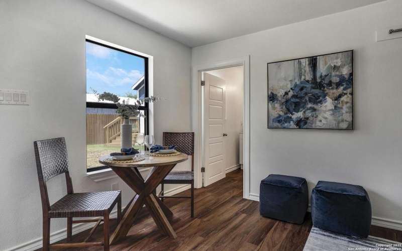 330 Walton Ave, San Antonio, TX 78225, 4 Bedrooms Bedrooms, ,2 BathroomsBathrooms,Residential,For Sale,330 Walton Ave,0,1916283