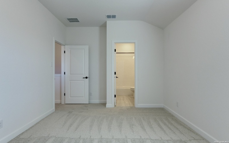 105 Heidi Hill, Castroville, TX 78009, 4 Habitaciones Habitaciones , ,3 BañosBaños,Residential,En Venta,105 Heidi Hill,0,1918753