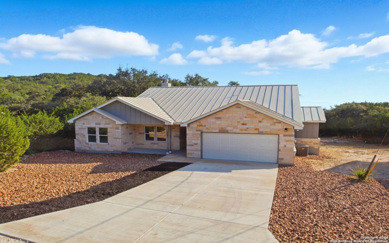 207 Deer Oaks, Lakehills, TX 78063, 4 Bedrooms Bedrooms, ,3 BathroomsBathrooms,Residential,For Sale,207 Deer Oaks,0,1929208